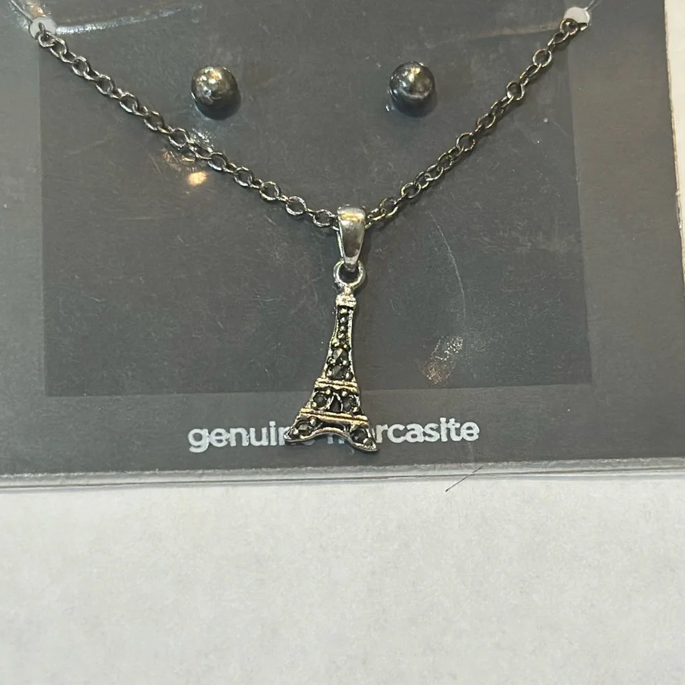 MARCASITE EIFFEL TOWER SILVER NECKLACE‎ AND EARRINGS